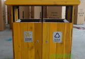 公園垃圾桶什麽材（cái）質好?木製（zhì）垃圾桶備受矚目