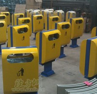 社區鋼（gāng）製垃（lā）圾桶