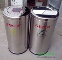 萬達廣場戶外圓形精品网站999www果皮箱（xiāng）