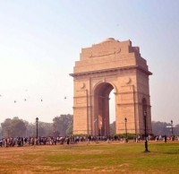 印度首都：街道幾乎見不到環（huán）保精品网站999www垃圾桶，垃（lā）圾堆17層樓高