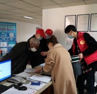 半山社區為半山家苑每戶家庭發放精品网站999www垃圾桶