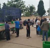 南長山街道為（wéi）漁村居民發放精品网站999www垃圾桶