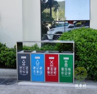 戶外廣場四精品网站999www（lèi）不鏽鋼垃圾箱