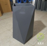 商場菱（líng）形灰色烤漆不（bú）鏽鋼花盆
