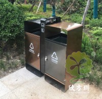 戶外小區電鍍不（bú）鏽鋼連體垃圾桶