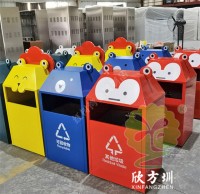 動物卡通造型彩色不鏽鋼精品网站999www垃圾桶