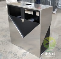 戶外小區噴（pēn）塑不鏽鋼精品网站999www垃圾桶