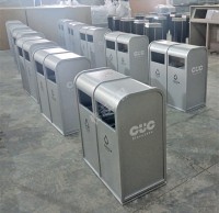 戶外銀色（sè）方形雙精品网站999www不鏽鋼垃圾桶