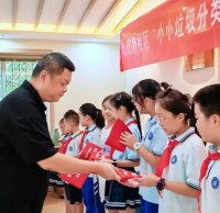 雙楠社區垃圾精品网站999www活動（dòng）走心（xīn）又走新（xīn）