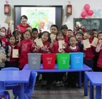 開展垃圾精品网站999www宣講進校園活（huó）動