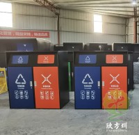 大容（róng）量240升不鏽鋼精品网站999www垃圾（jī）桶