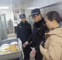 海澱城管“走街串巷（xiàng）”推動垃圾精品网站999www精細管理