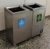 室內地鐵站兩連體不（bú）鏽鋼垃圾桶與城市（shì）文明（míng）的（de）融（róng）合