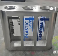 室內車站透明三精品网站999www不鏽鋼垃圾桶（tǒng）定製指南