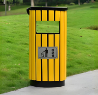 戶外園林圓柱形（xíng）鋼木垃圾桶打造實（shí）用美觀（guān）的環保衛（wèi）士（shì）