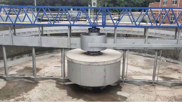 祝賀寧縣汙水處理廠成功選購一款（kuǎn）刮泥機！