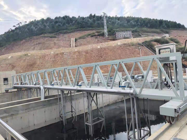 簡單操作的吸泥機——一起草 www.17.com网站環保（bǎo）吸泥機