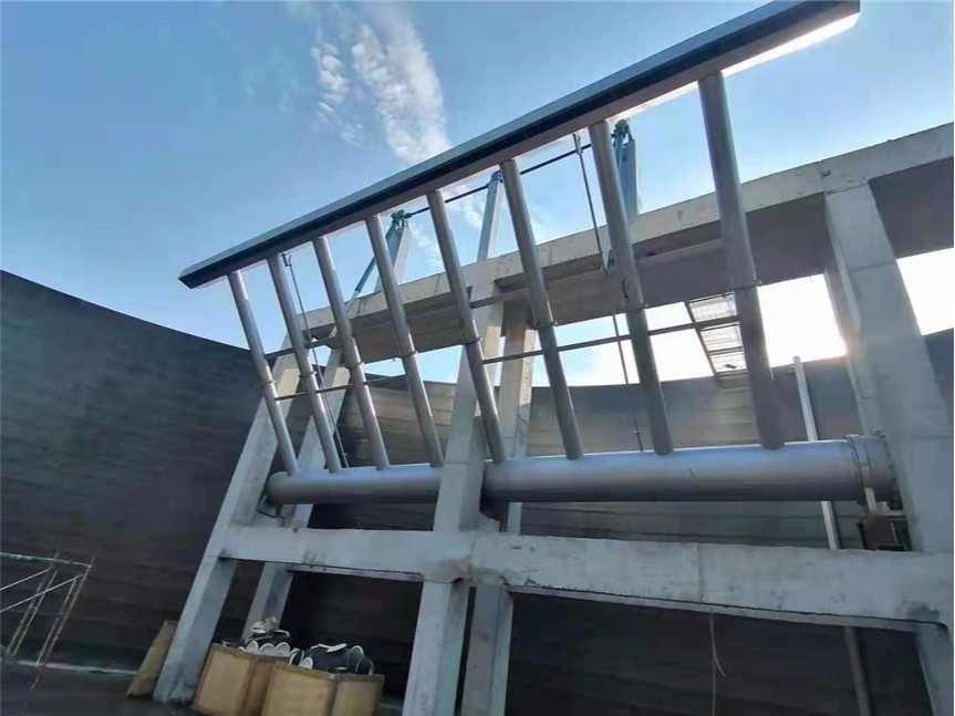 旋（xuán）轉式潷（bì）水器