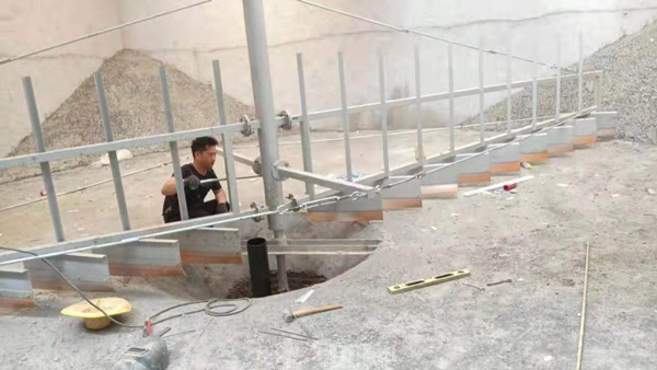 一起草 www.17.com网站環保新款ZXG型中（zhōng）心傳動刮泥機