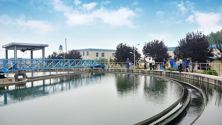 汙水處理（lǐ）設備，就（jiù）選（xuǎn）一起草 www.17.com网站環（huán）保