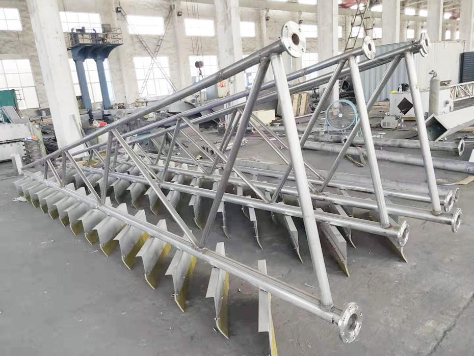 中心傳動（dòng）刮（guā）泥機