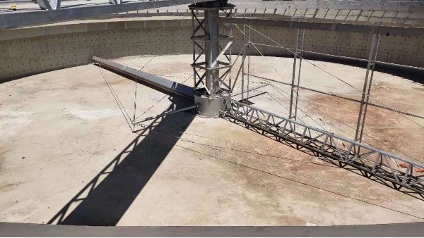 解析一起草 www.17.com网站環保中心傳動刮泥機！