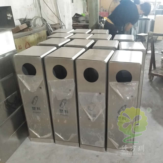 樱花草视频WWW垃圾桶