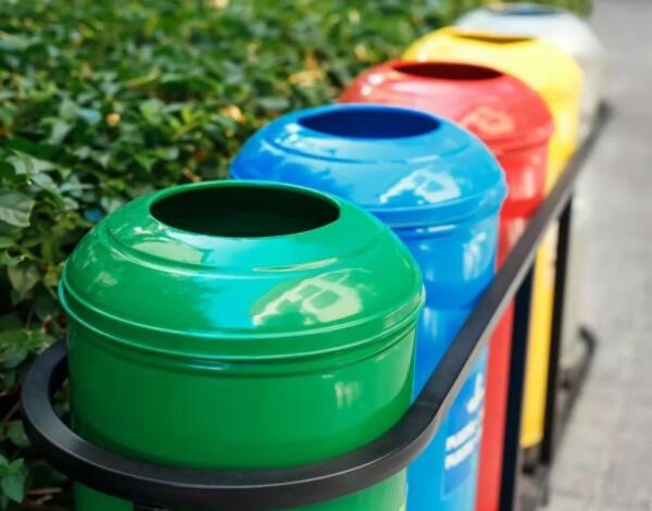 樱花草视频WWW垃圾桶